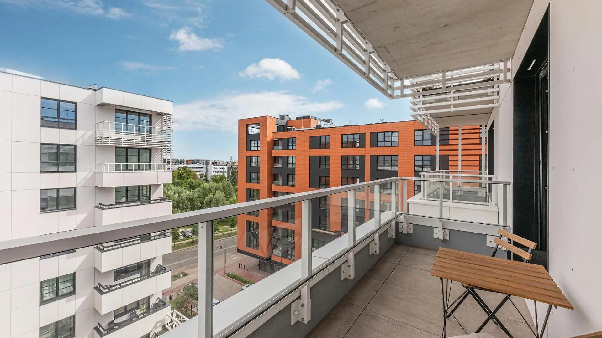 Doki Living - Foodhall & Parking By Downtown Apartments Gdansk