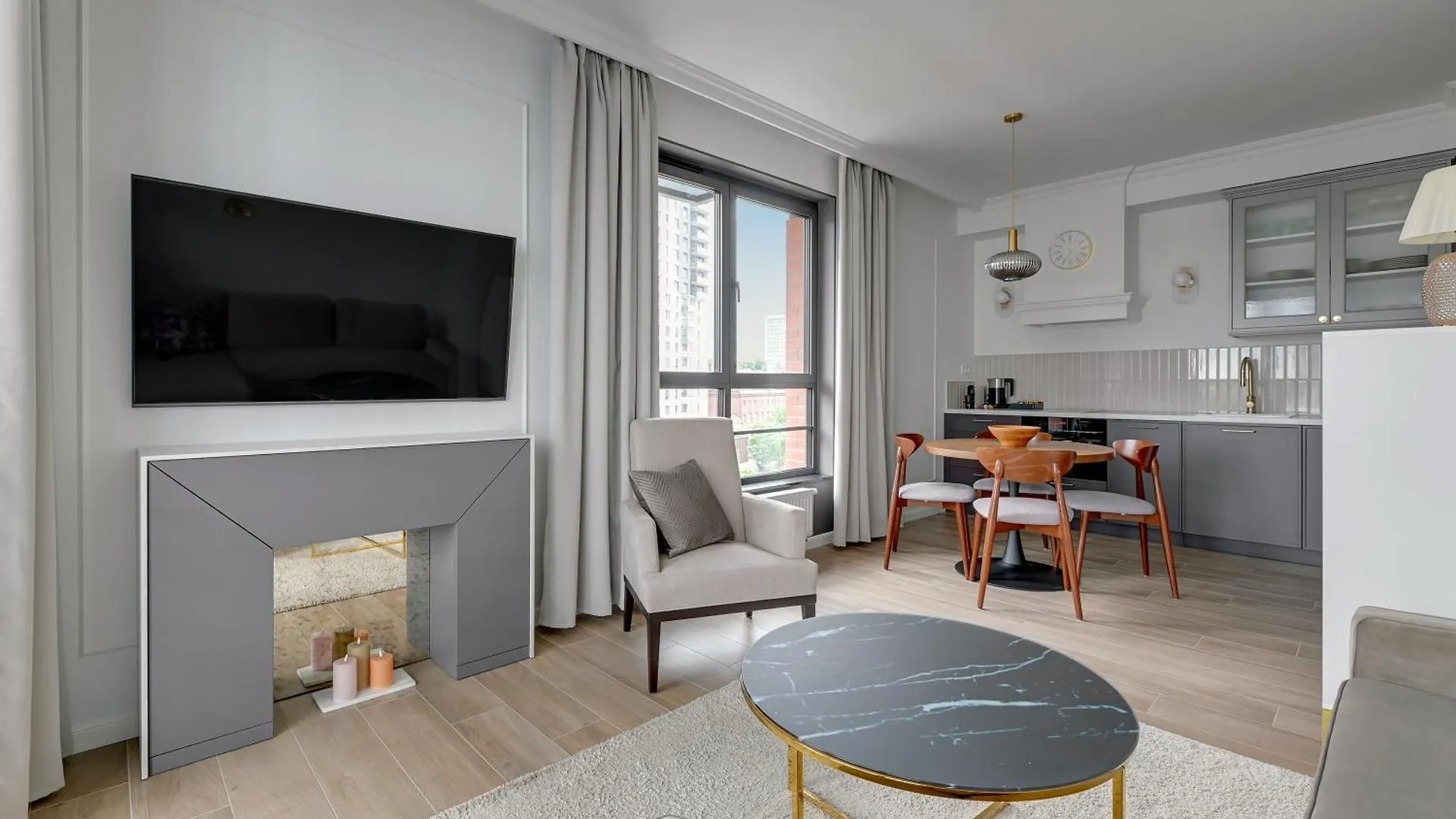 Doki Living - Foodhall & Parking By Downtown Apartments Gdansk