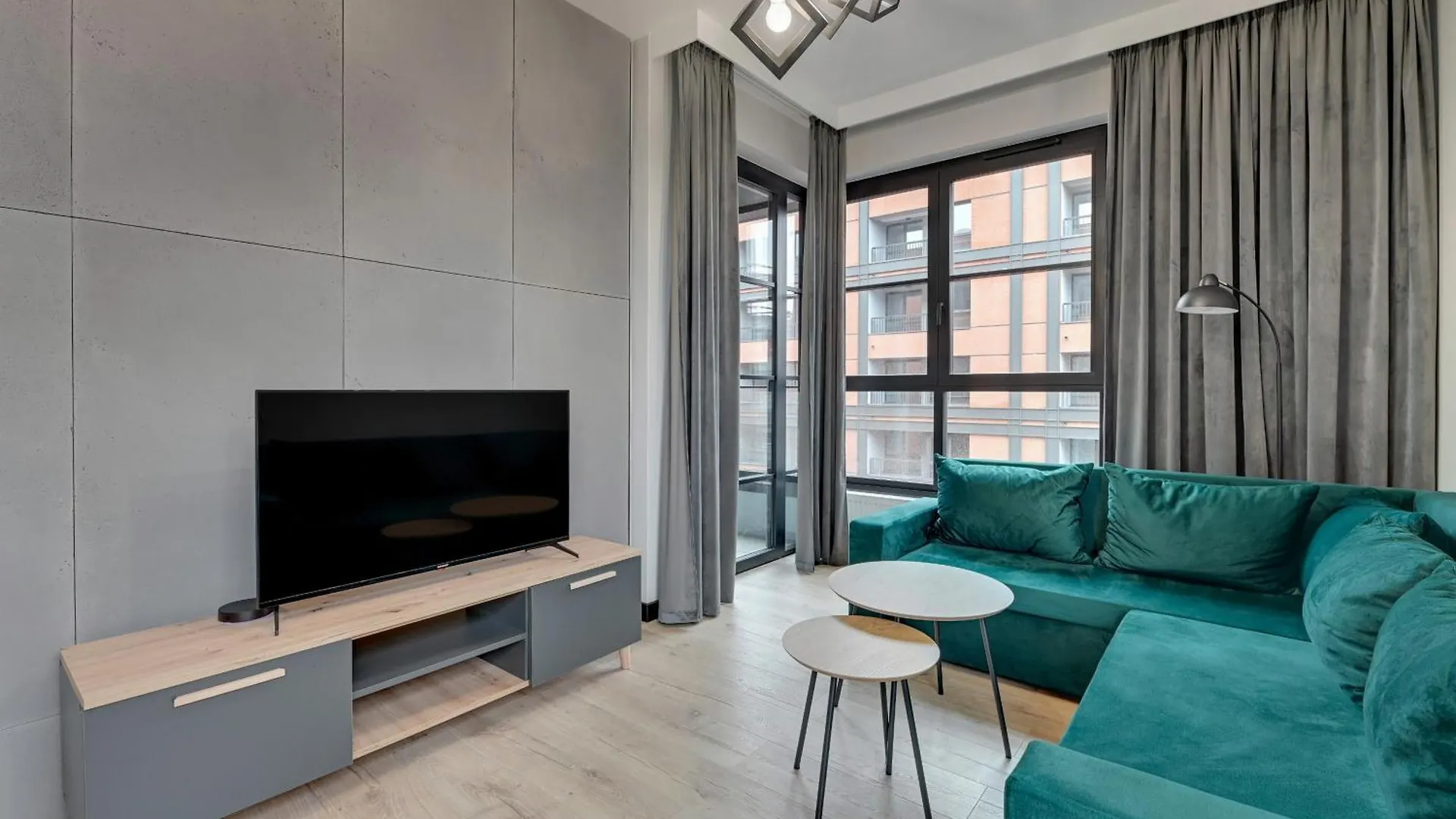 Doki Living - Foodhall & Parking By Downtown Apartments Gdansk