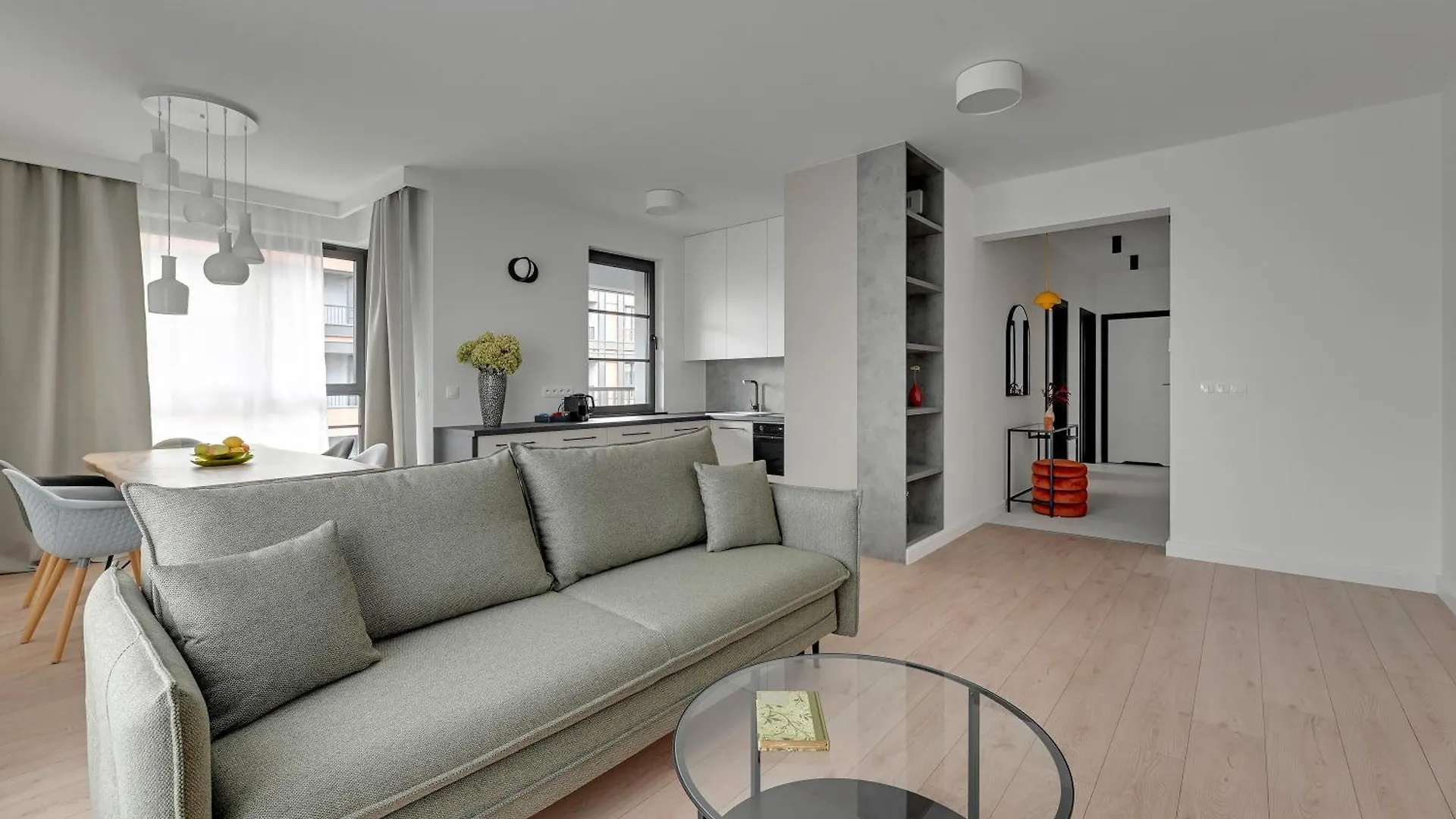 Doki Living - Foodhall & Parking By Downtown Apartments Gdansk