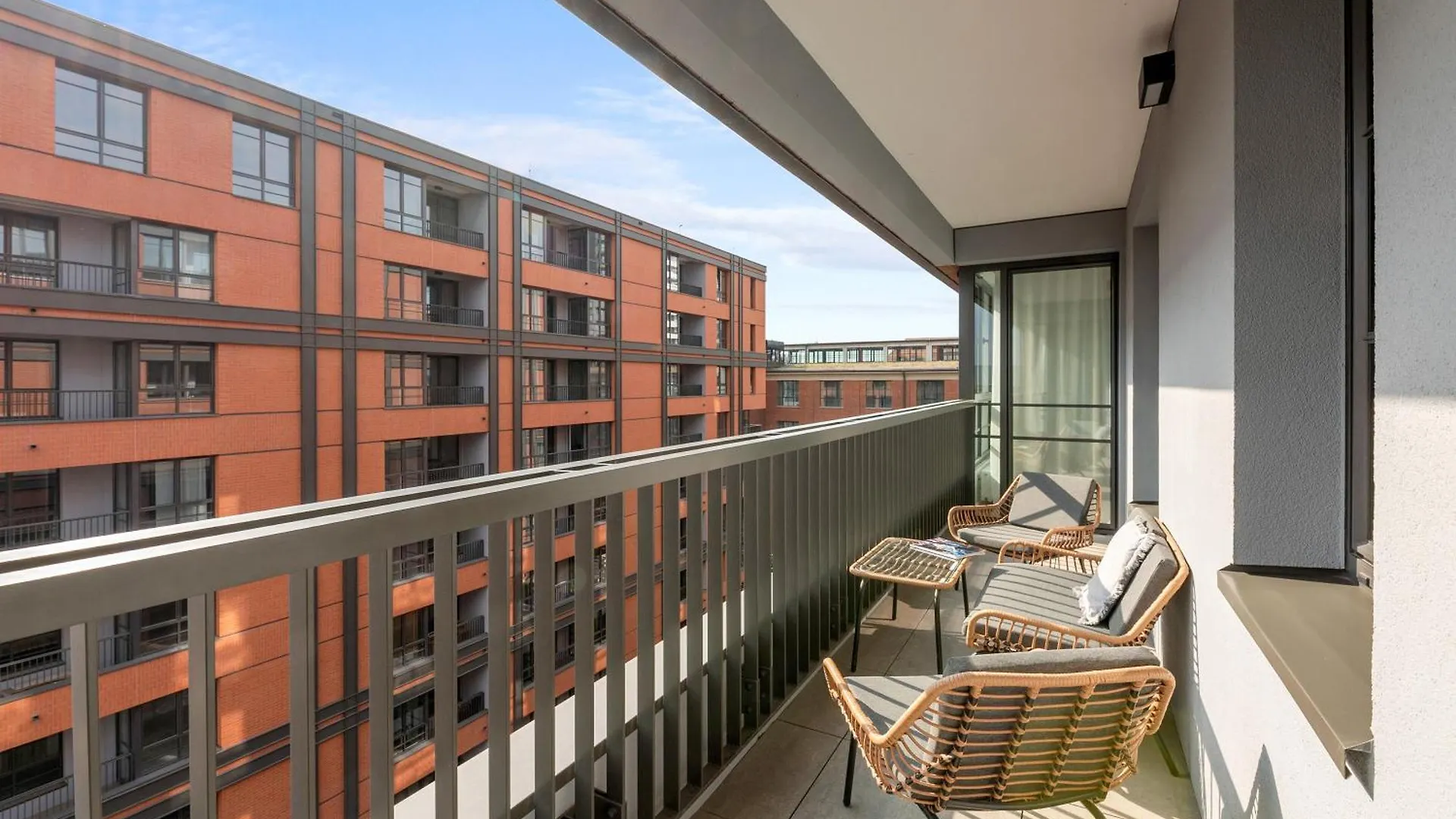 Doki Living - Foodhall & Parking By Downtown Apartments Gdansk 0*,