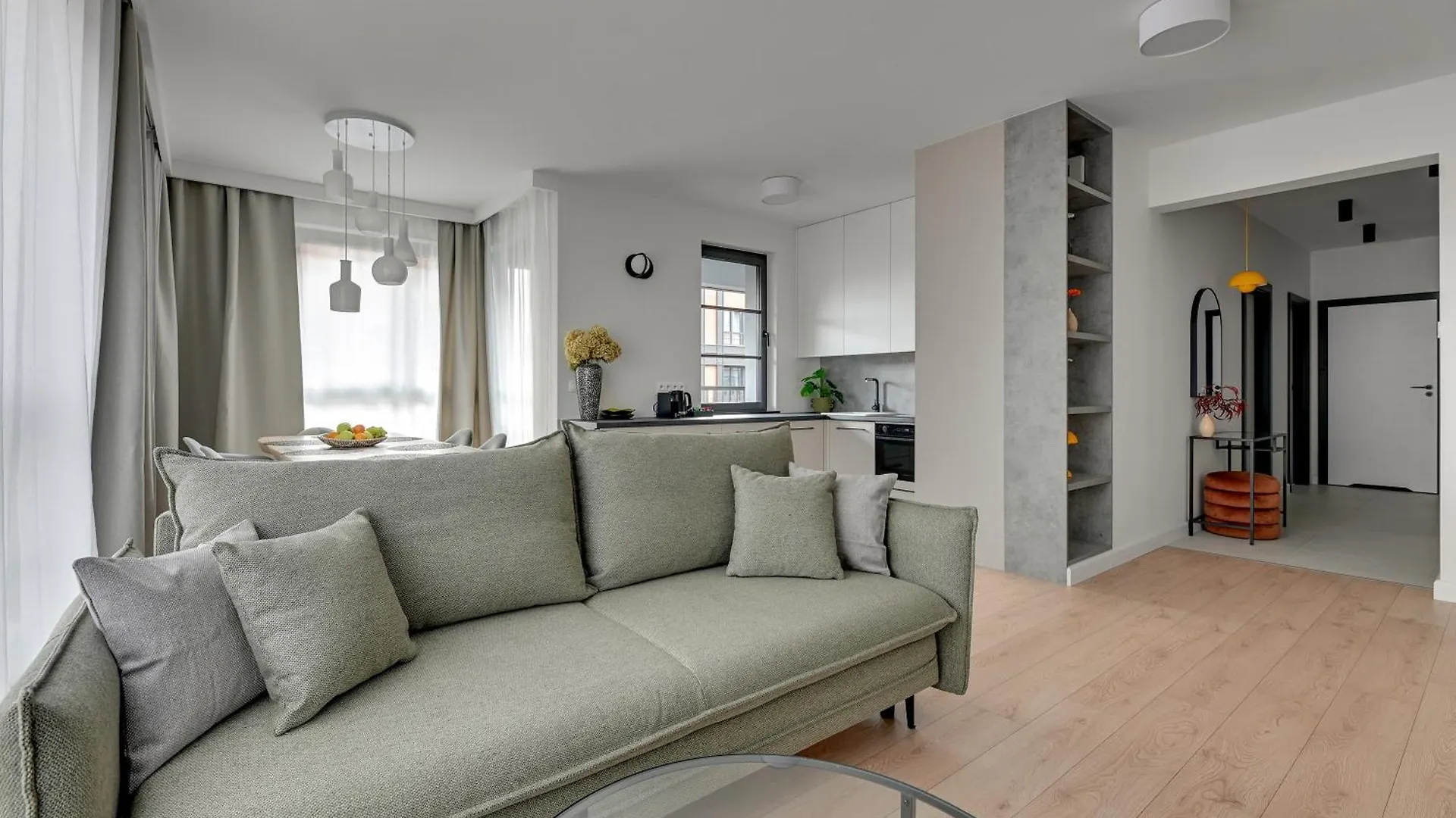 Doki Living - Foodhall & Parking By Downtown Apartments Gdansk